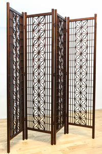 麻の葉組子の帯装飾が華やかな四つ折り衝立 DC8195