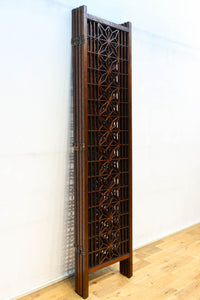 麻の葉組子の帯装飾が華やかな四つ折り衝立 DC8195