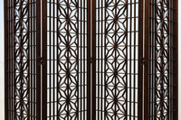 麻の葉組子の帯装飾が華やかな四つ折り衝立 DC8195