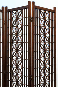 麻の葉組子の帯装飾が華やかな四つ折り衝立 DC8195