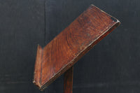 時代を重ねた味わいある風合いの書見台 DC8204