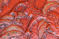 松の大木を力強く彫り描いた美しい朱漆の木箱 DC8205