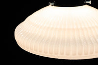 レースの様なプレス模様が可愛らしい電笠 DC8217