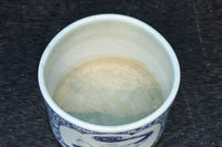 大珍品‼︎ 白抜きの唐草模様に波うさぎが映える風情ある火入れ DC8220