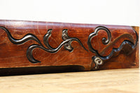 シンメトリーの彫刻柄が大正浪漫漂う艶色の綺麗な梁 DC8222