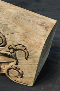 龍へと昇華する鯉の滝昇りを描いた立体彫刻が素晴らしい梁飾り DC8223ab 在庫(a:1 b:1)枚