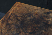 時代を経た味わい深い風合いの置台 DC8251