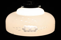 上品な透かし模様が浮かぶ電笠 DC8271