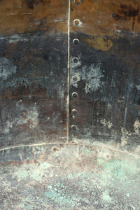 杢目が素晴らしい重厚感のある木製の丸火鉢 DC8274