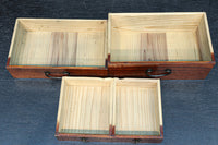 前面ツートンカラーでレトロ感溢れる針箱 DC8304