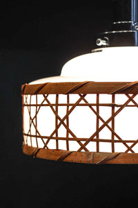 籠目編みの和モダンな竹フレームが素敵な電笠 DC8314