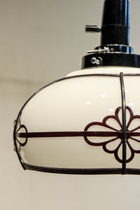 菊菱装飾を施した気品ある電笠 DC8315 在庫2個