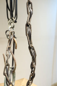 珍品!! 自然の風合いが温かみある木製の灯籠 DC8327