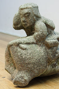 Stone statue of a boar DC8330