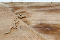 削り模様に昇り龍の絵柄が浮かぶ上品な木彫りの一枚絵 DC8332