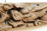 2体の龍の威厳ある姿を描く彫刻梁飾り DC8334