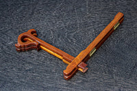 衝立の様に畳める大型の二つ折り皿立て DC8341