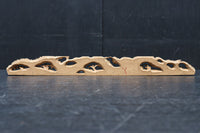 雄々しい龍を描いた彫刻飾り DC8352