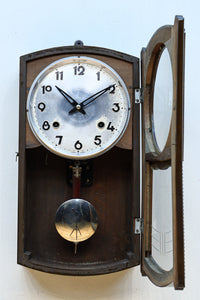 木目調の色合いが映える壁掛け時計【不動】 DC8383