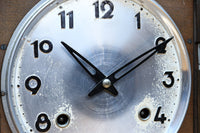 木目調の色合いが映える壁掛け時計【不動】 DC8383