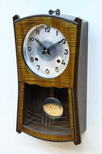 木目調の色合いが映える壁掛け時計【不動】 DC8383