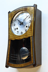 木目調の色合いが映える壁掛け時計【不動】 DC8383