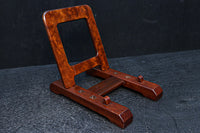 どっしりとした構えの大型皿立て DC8384