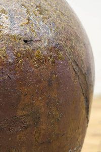 釉薬の風合いが味わいを深める中型サイズの常滑壺 DC8400