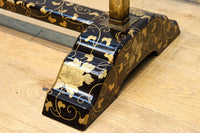 黒漆で雅な気品溢れる手ぬぐい掛け DC8401a