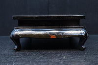 人物を描いた絵柄で上品な趣きある置台 DC8410