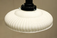 和の趣きあるプレスガラス電笠 DC8447