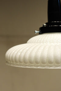 和の趣きあるプレスガラス電笠 DC8447