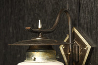 風情ある装飾金具が素敵なブラケット DC8451