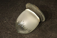 シャープな切子模様でレトロな雰囲気の天井直付け灯カバー DC8453