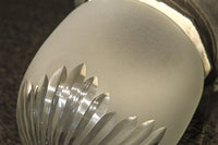 シャープな切子模様でレトロな雰囲気の天井直付け灯カバー DC8453