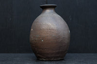 朴訥な風合いが味わいある壺 DC8459