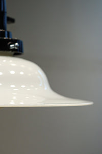 麦わら帽子を思わせる風情溢れる電笠 DC8470