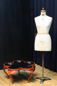 珍品!! 漆の味わいが素敵な花型の大きなお膳 DC8481