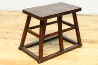 やぐら組作りの味わいある小振りな踏み台 DC8483