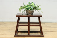 やぐら組作りの味わいある小振りな踏み台 DC8483