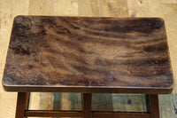 やぐら組作りの味わいある小振りな踏み台 DC8483