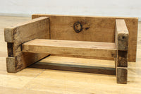 小振りサイズの重厚感ある踏み台 DC8484