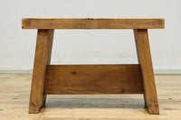 小振りサイズの重厚感ある踏み台 DC8484