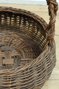 空間を上品に飾り立ててくれる花カゴ DC8489