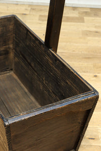 特大サイズ!! 可愛らしい持ち手の使い馴染んだ味わいのある炭入れ DC8495