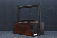 深みを増した古色の木製の岡持ち(蓋付き) DC8498