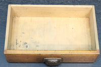 温かみある木地色の引き出し付き卓上本棚 DC8502