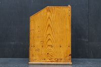 温かみある木地色の引き出し付き卓上本棚 DC8502