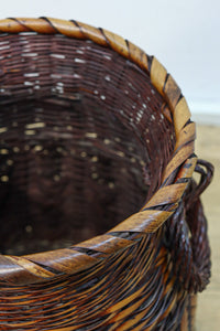 編み目模様が美しい両持ち手付の大きな花カゴ DC8522