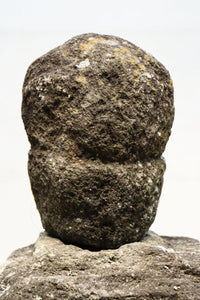 時代を経た趣きある五輪塔 DC8539